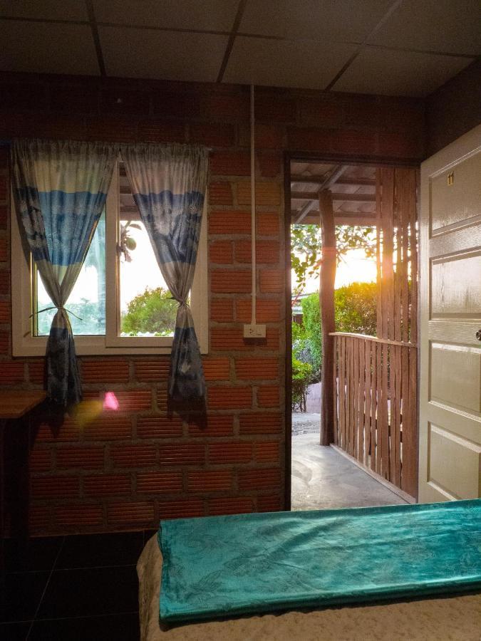 Cat Bungalow Ko Lanta エクステリア 写真